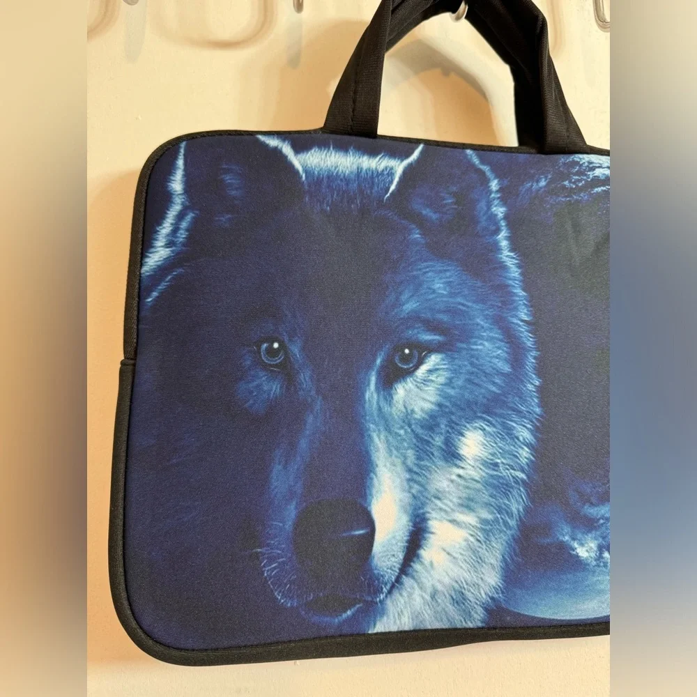Wolf Moon Laptop Carrying Case